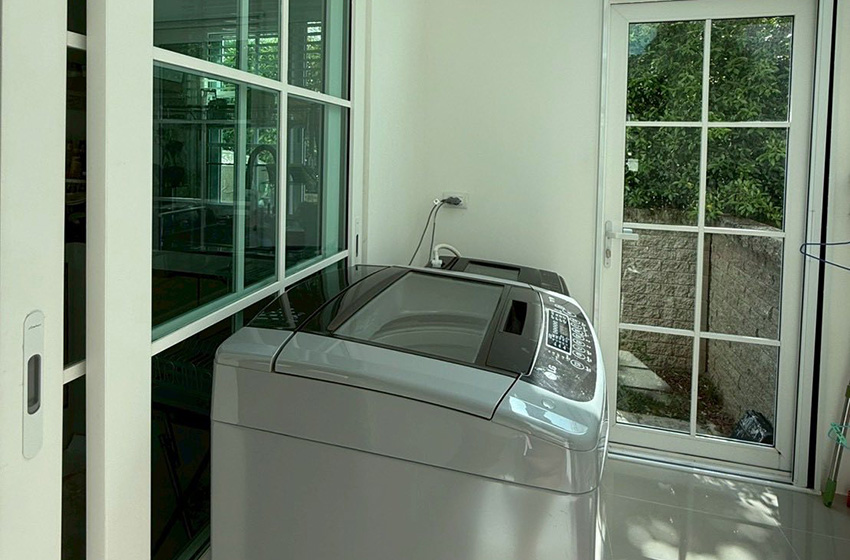 House with Shared Pool in Bangnatrad 